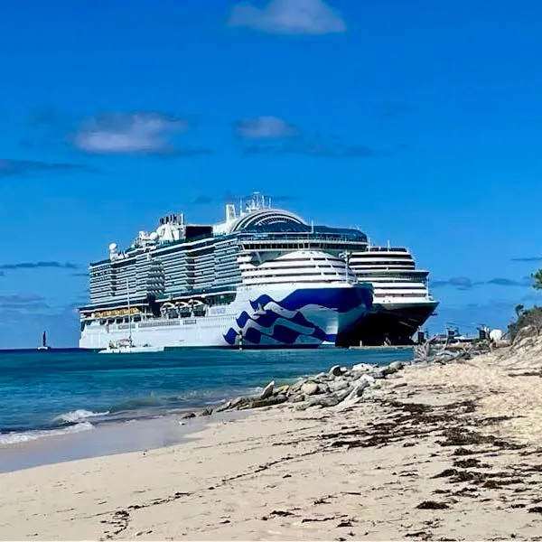 Grand Turk Travel Guide 2026